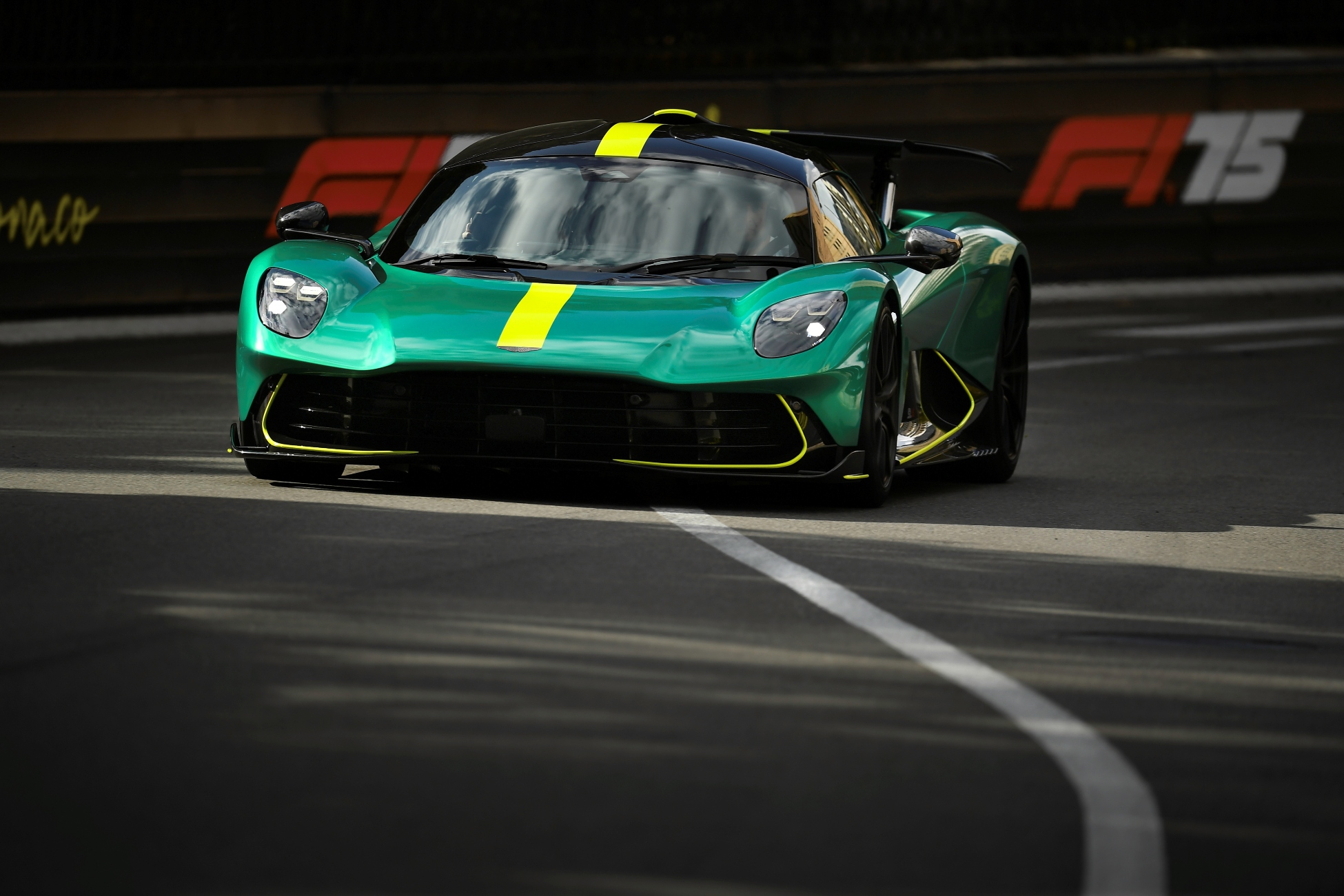 Aston-Martin-Valhalla_Monaco_07-01