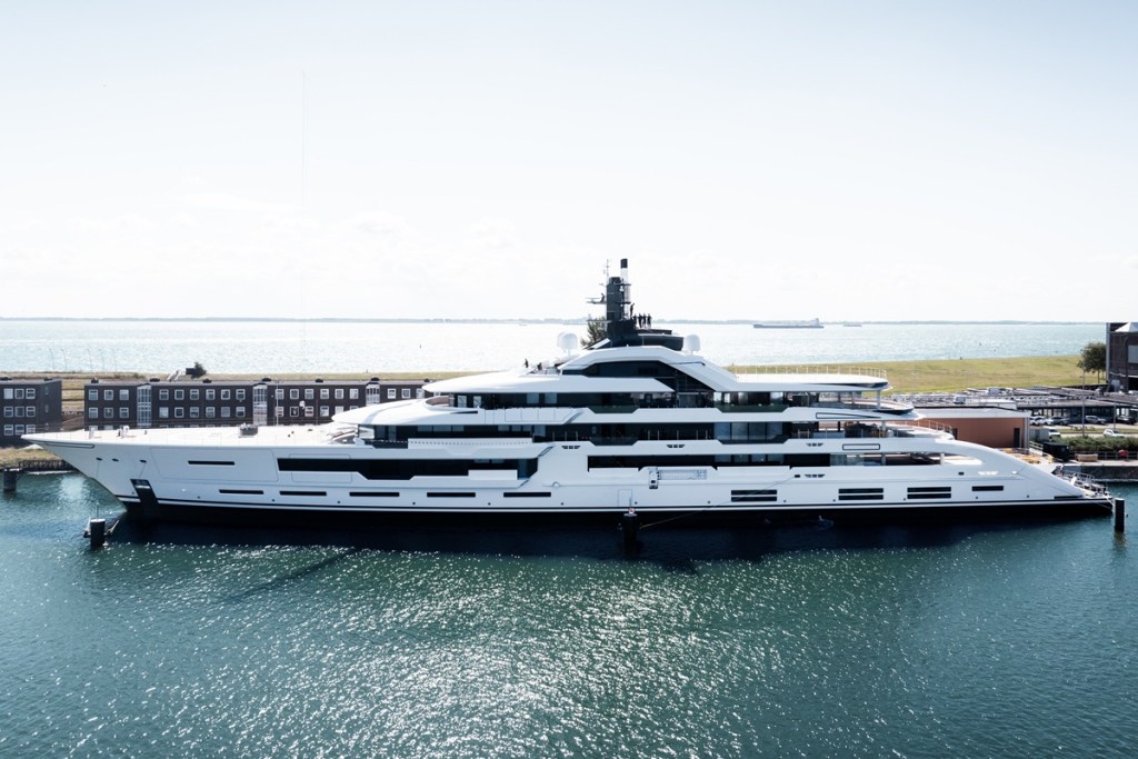Motoryacht, superyacht, megayacht, Amels, Damen Yachting, Espen Øino, yacht launch, new build, hybrid