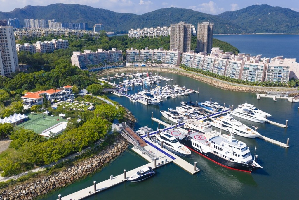 Lantau Yacht Club, Boat Show, Festa Nautica, Dr Peter Lam, Hong Kong Tourism Board, David Lee, CITIC Pacific Properties, HKR International, Victor Cha, Jackie Tang, Franklin Mak, Camper & Nicholsons, Fraser, Asiamarine, Absolute, Ferretti Group, Ferretti Yachts, Wally, Aquila, DCH Marine, Sunseeker, Saxdor, Asia Yachting, Jeanneau, VP Yachts, Dufour