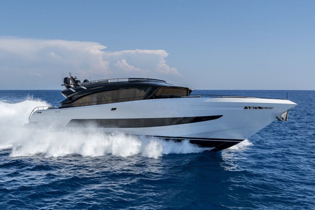Motoryacht, superyacht, sports yacht, AI, AB Yachts Maiora Yachts, Next Yacht Group, AB 110