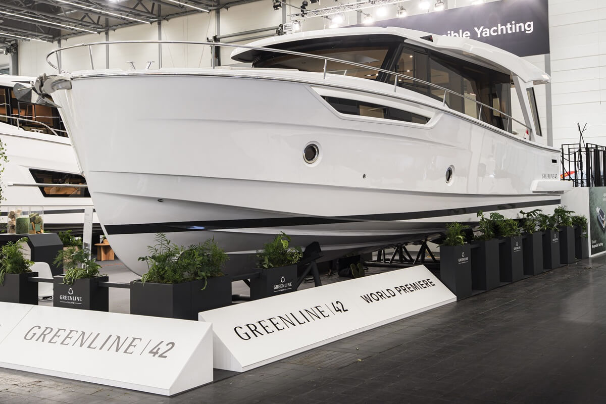 Greenline 42 debuts at Boot Düsseldorf | Yacht Style |