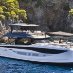 Motoryacht, superyacht, flybridge, Catamaran, Powercat, multihull, Prestige M7, Groupe Beneteau