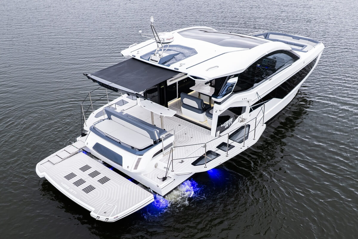 Motoryacht, dayboat, Asia-Pacific, Nimbus, Galeon, Pardo, Wellcraft