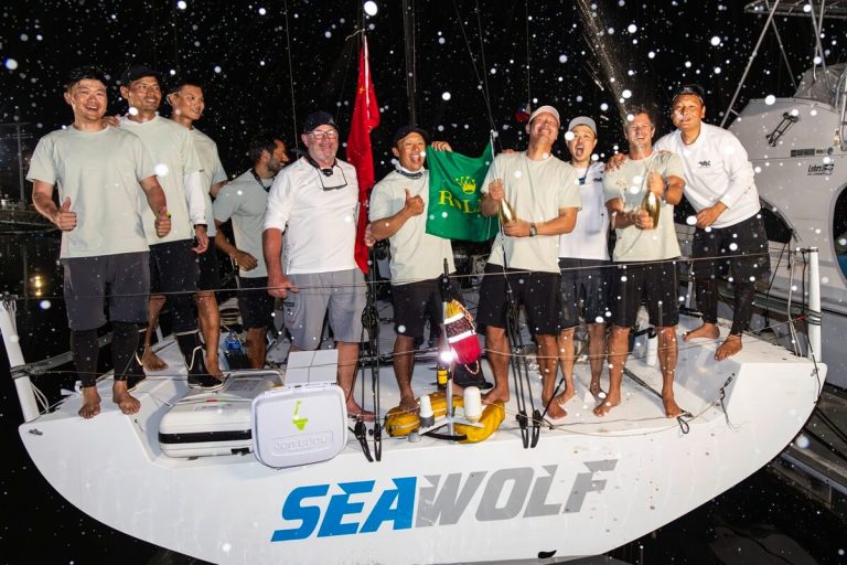 Rolex China Sea Race, Royal Hong Kong Yacht Club, Rolex, Seawolf, William Liu, Ker 42 Custom, Yan Yu Ye, Alive, Alive-Rampage, Brahim Drissi, China Sea Race, Kenwood Cup, Southern Cross Cup, Sydney-Hobart, Frank Pong, Karl Kwok, Sir Robin Knox-Johnston, Hugues de Saint Germain, Peter Churchouse, Duncan Hine, Rampage, Noel Chan, Tiger Mok, Jeanneau, Sun Fast