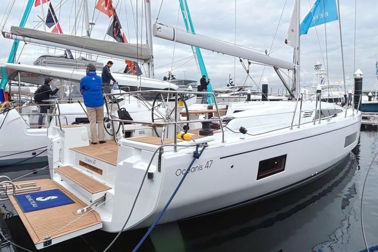 Beneteau, Oceanis, 47, Japan, Yokohama, Japan International Boat Show, APAC, Asia-Pacific, premiere, Mansfield Marine, Australia, Hillarys Boat Show, Perth, Western Australia, Antares 9, Flyer 10 Sport Top, Gran Turismo 32, Italy, Nauta Design, naval architecture, Biscontini Yacht Design, Finot Conq, Oceanis Yacht, 54, 60, Antares 12 Coupe, Sanctuary Cove International Boat Show, Queensland, Sundance Marine, Spirit Marine