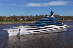 Lürssen, Deep Blue, superyacht, Winch Design, Lemwerder, Germany, Poole, England, UK, Mediterranean, Richard Liu, JD.com