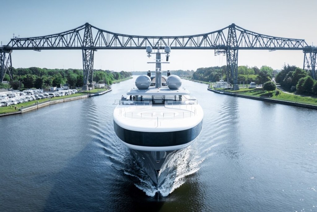 Motoryacht, superyacht, megayacht, yacht delivery, hybrid yacht, Lürssen, Nausicaä, Project Cosmos, Marc Newson, Peter Lürssen