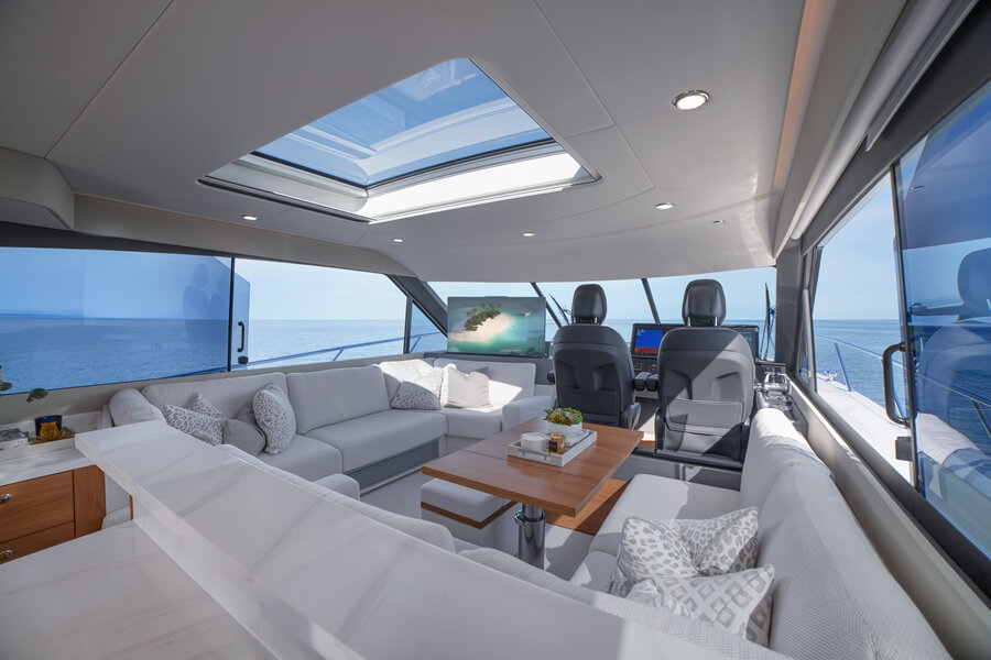 Motoryacht, Maritimo S60, Sedan, Black Edition, yacht review, Southeast Asia, Primus Marine