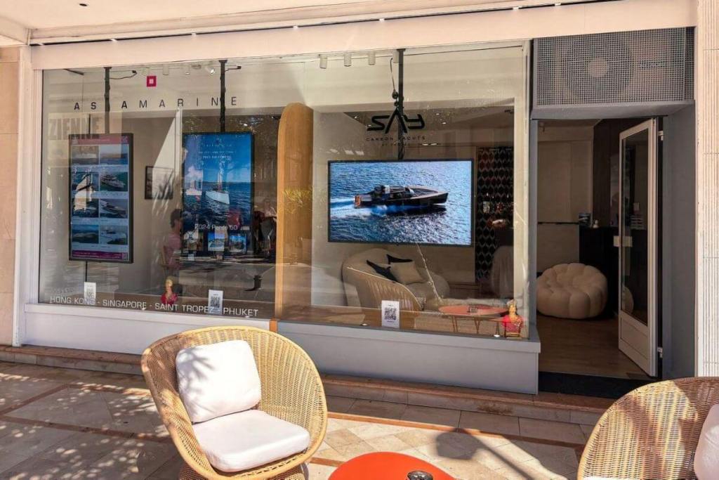 Asiamarine, Saint-Tropez, Say Carbon Yachts, Côte d’Azur, French Riviera, Eric Noyel, Laura Verbrugge, Julia Moriaux, Matt Reveyrand, Upscale Yachting, charter, yachts, sales, fleet, Pardo, Jeanneau, Sea Loft 480