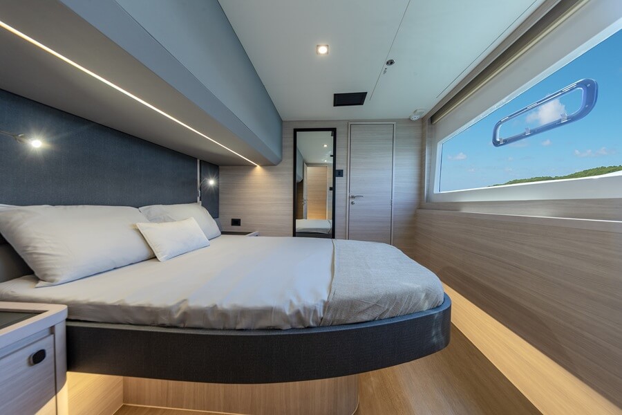 Aquila, 46 Yacht, powercat, power, catamaran, 44 Yacht, 42 Yacht, 50 Yacht, 54 Yacht, Nick Harvey, Sino Eagle, Sport, Luxury, Offshore, Coupe