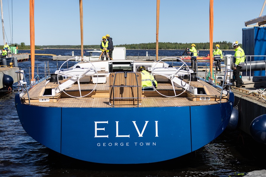 Nautor Swan, Swan 80, launch, Jakobstad, Finland, Cannes Yachting Festival, Rolex Swan Cup, Sardinia, Italy, Germán Frers, Lucio Micheletti, Misa Poggi