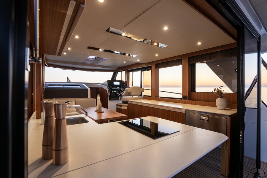 Greenline Yachts, Slovenia, Marco Casali, Vladimir Zinchenko, Greenline 42, options, Boot Düsseldorf, Alessandro Lorenzon