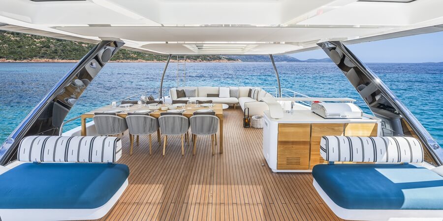 Lagoon, Eighty 2, Cannes Yachting Festival, Risa Merl, VPLP Design, naval architecture, Patrick Le Quément, exterior design, Nauta Design, Seventy 7