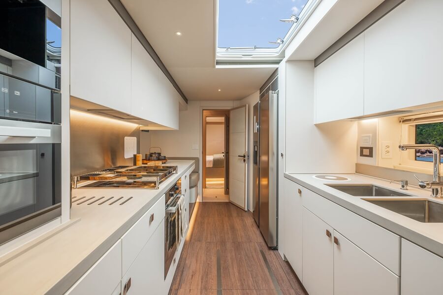Lagoon, Eighty 2, Cannes Yachting Festival, Risa Merl, VPLP Design, naval architecture, Patrick Le Quément, exterior design, Nauta Design, Seventy 7
