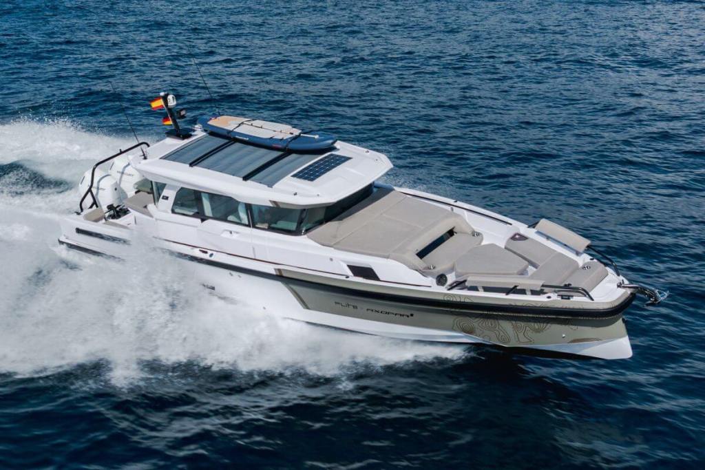 Axopar, 38, Cross Cabin, Sun Top, Cross Top, Axopar 37, Mark II, Boot Dusseldorf, Jan-Erik Viitala, Katia Damborsky, Simpson Marine, Derani Yachts, Europa Yachts, Palma de Mallorca