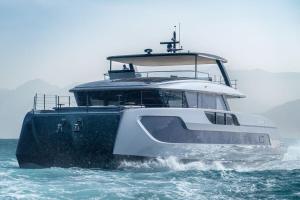 Cannes Yachting Festival, 2026, Vieux Port, powercats, premieres, Power Cat Village, Sunreef, Ultima 88, Lagoon, Eighty 3, Prestige, M8 Evo, M6, Veya, 53, Aquila, 35 Sport, Dracan 42 Touring, GranOcean, W-72, Oceanwalker, S60, Yot 53, Port Canto