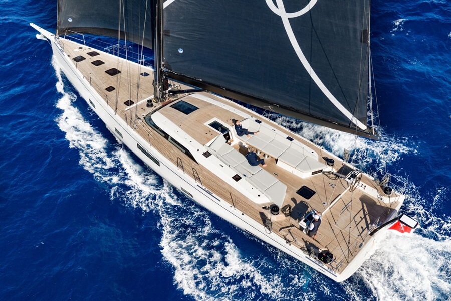 Sailing yacht, yacht debut, Cannes Yachting Festival 2026, Grand Soleil Plus 80 Long Cruise, Cantiere del Pardo, Matteo Polli, Nauta Design, Bianca II