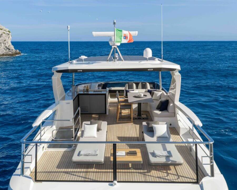 Absolute, Navetta, 58, motoryacht, yachts, Navetta, Flybridge, Italy, Podenzano, Piacenza, Milan, Genoa, Sergio Maggi, Marcello Bè, Angelo Gobbi, Thomas Woo, Hong Kong, Absolute Marine, Varazze, Marina di Varazze, D-Marin