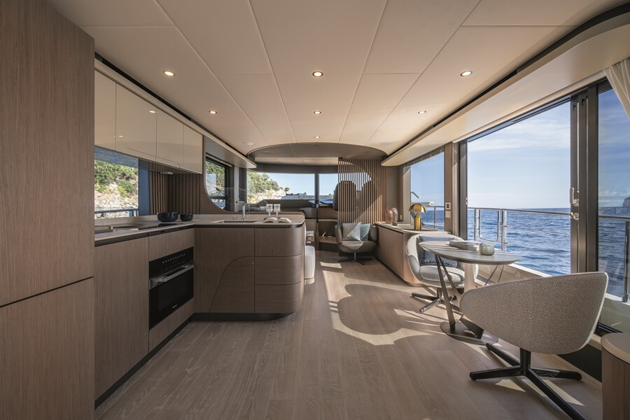Absolute, Navetta, 58, motoryacht, yachts, Navetta, Flybridge, Italy, Podenzano, Piacenza, Milan, Genoa, Sergio Maggi, Marcello Bè, Angelo Gobbi, Thomas Woo, Hong Kong, Absolute Marine, Varazze, Marina di Varazze, D-Marin